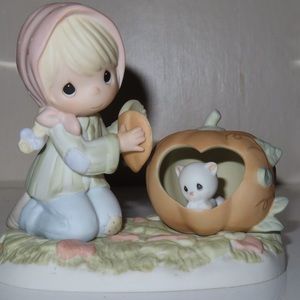 Sam Butchers Precious Moments Figurine: Morning Pumpkin